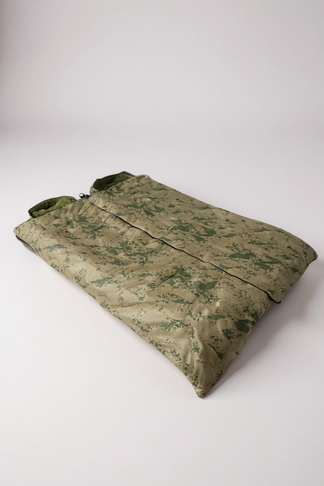 Birleştirilebilir Çift Kişilik Askeri Kamuflaj Uyku Tulumu – Su Geçirmez – −25°C Soğuk Dayanımı