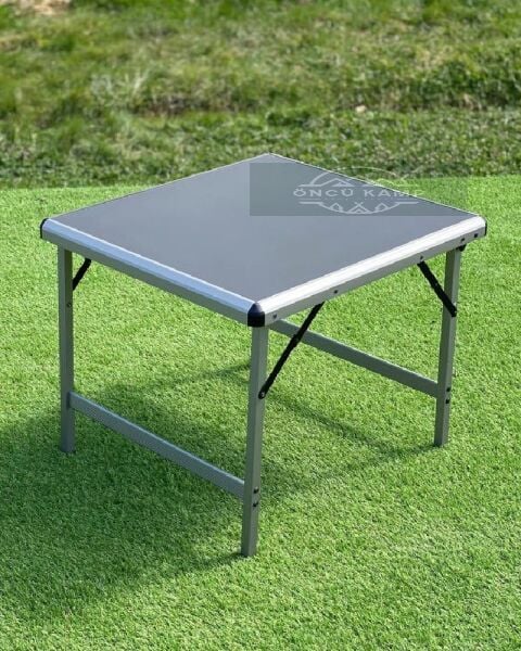 Küçük Alüminyum Kamp Masası | Katlanır & Portatif | 50 × 50 cm